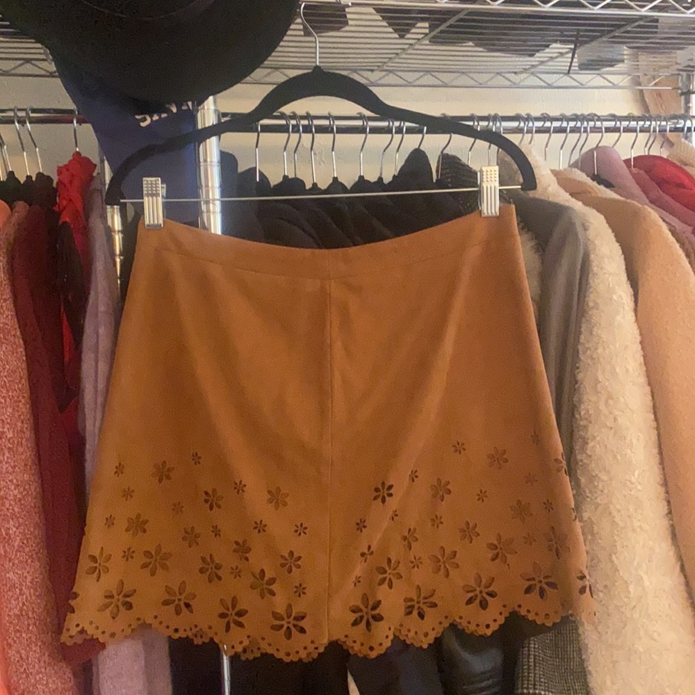 Camel Faux Suede High Waisted Mini Skirt w/ Floral Cut-out Detailing